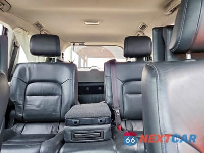 Zdjęcie 10 z 14 samochodu: 2019 TOYOTA LAND CRUISER VX-R VIN:JTMCY7AJ7K4080415 - miniatura