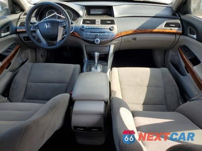 Zdjęcie 8 z 13 samochodu: 2012 HONDA ACCORD EX VIN:1HGCP2F75CA209968 - miniatura