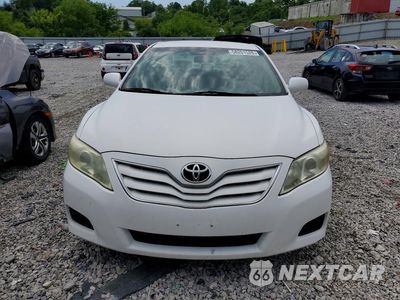 Piąte zdjęcie samochodu w środku: 2010 TOYOTA CAMRY LE VIN:4T1BF3EK1AU524668 - miniatura