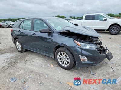 Czwarte zdjęcie samochodu z boku: 2020 CHEVROLET EQUINOX LS VIN:2GNAXHEV8L6178163 - miniatura