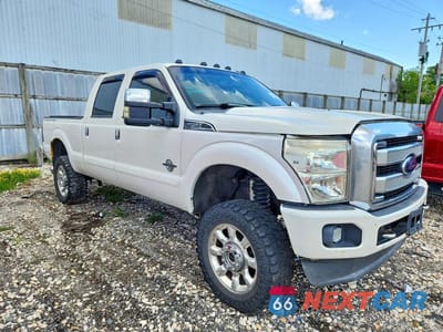 Czwarte zdjęcie samochodu z boku: 2013 FORD F250 SUPER DUTY VIN:1FT7W2BT2DEB07818 - miniatura