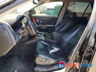 Zdjęcie 7 z 12 samochodu: 2004 CADILLAC SRX VIN:1GYEE637140160892 - miniatura