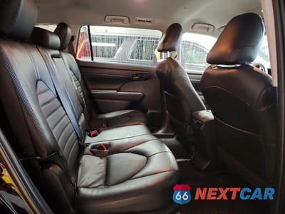 Zdjęcie 10 z 12 samochodu: 2023 TOYOTA HIGHLANDER HYBRID LE VIN:5TDBBRCH3PS109777 - miniatura