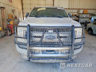 Piąte zdjęcie samochodu w środku: 2018 FORD F250 SUPER DUTY VIN:1FT7W2B66JEB19122 - miniatura
