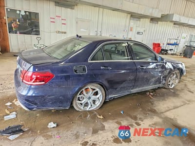 Trzecie zdjęcie samochodu z tyłu: 2016 MERCEDES-BENZ E 350 4MATIC VIN:WDDHF8JB9GB268730 - miniatura