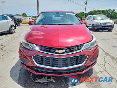 Piąte zdjęcie samochodu w środku: 2017 CHEVROLET CRUZE LT VIN:1G1BE5SM9H7177309 - miniatura