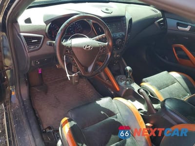 Zdjęcie 8 z 12 samochodu: 2016 HYUNDAI VELOSTER TURBO VIN:KMHTC6AE0GU263783 - miniatura