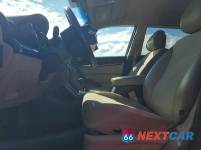 Zdjęcie 7 z 14 samochodu: 2012 KIA SORENTO EX VIN:5XYKU4A21CG234425 - miniatura