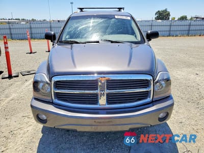Piąte zdjęcie samochodu w środku: 2004 DODGE DURANGO SLT VIN:1D4HB48N64F231060 - miniatura