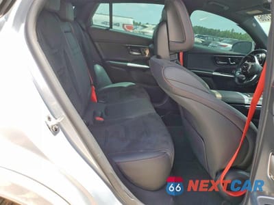 Zdjęcie 11 z 13 samochodu: 2025 MERCEDES-BENZ GLC COUPE 43 4MATIC AMG VIN:W1NKJ8HB8SF298073 - miniatura