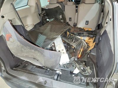 Zdjęcie 13 z 14 samochodu: 2021 TOYOTA SIENNA LE VIN:5TDKRKEC5MS009079 - miniatura