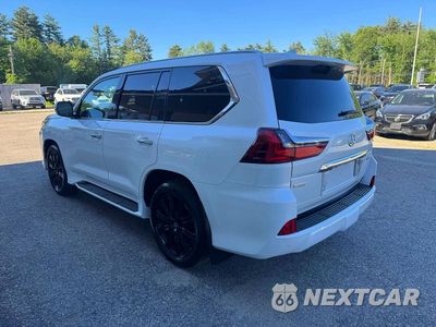 Trzecie zdjęcie samochodu z tyłu: 2016 LEXUS LX 570 VIN:JTJHY7AX3G4213685 - miniatura
