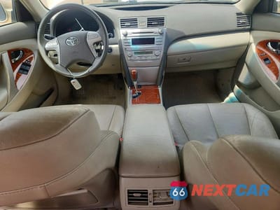 Zdjęcie 8 z 13 samochodu: 2010 TOYOTA CAMRY VIN:4T4BF3EK3AR047067 - miniatura