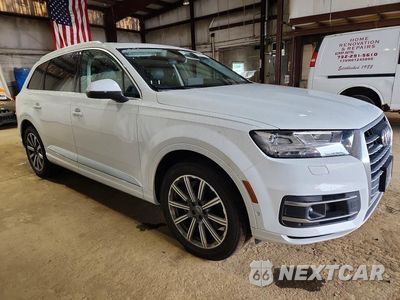 Czwarte zdjęcie samochodu z boku: 2019 AUDI Q7 PREMIUM PLUS VIN:WA1LAAF72KD015450 - miniatura