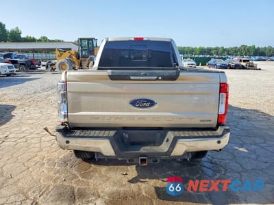 Zdjęcie 6 z 13 samochodu: 2017 FORD F250 SUPER DUTY VIN:1FT7W2B6XHEE41921 - miniatura