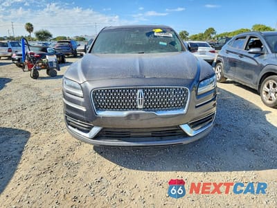 Piąte zdjęcie samochodu w środku: 2020 LINCOLN NAUTILUS RESERVE VIN:2LMPJ6K96LBL11929 - miniatura