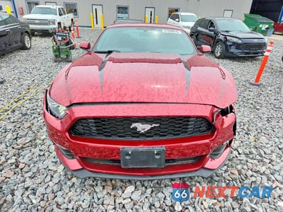 Piąte zdjęcie samochodu w środku: 2015 FORD MUSTANG VIN:1FA6P8AMXF5367849 - miniatura