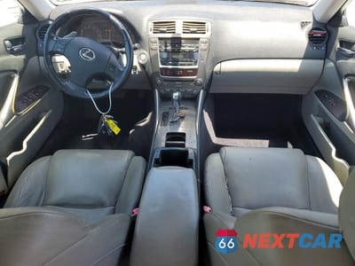 Zdjęcie 8 z 12 samochodu: 2008 LEXUS IS 250 VIN:JTHCK262285022932 - miniatura