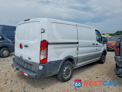 Trzecie zdjęcie samochodu z tyłu: 2016 FORD TRANSIT T-150 VIN:1FTYE1YM6GKB08672 - miniatura