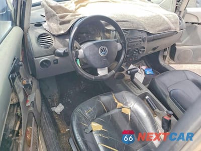 Zdjęcie 8 z 12 samochodu: 2000 VOLKSWAGEN NEW BEETLE GLS VIN:3VWCA21C2YM459969 - miniatura