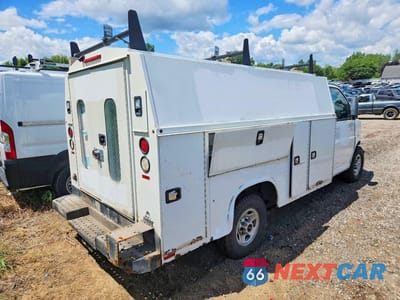 Trzecie zdjęcie samochodu z tyłu: 2015 GMC SAVANA UTILITY / SERVICE TRUCK VIN:1GD072CG3F1120874 - miniatura