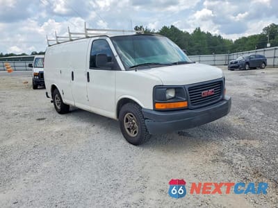 Czwarte zdjęcie samochodu z boku: 2004 GMC SAVANA G1500 VIN:1GTFG15X941174277 - miniatura