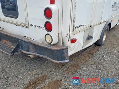 Zdjęcie 9 z 10 samochodu: 2007 FORD ECONOLINE E450 SUPER DUTY CUTAWAY VAN VIN:1FDXE45S57DA61196 - miniatura