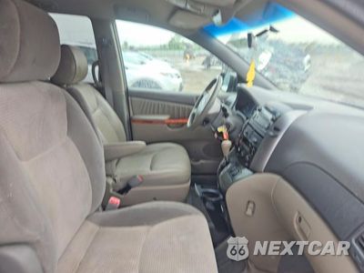Zdjęcie 6 z 10 samochodu: 2010 TOYOTA SIENNA LE 8-PASSENGER VIN:5TDKK4CC9AS295145 - miniatura