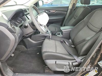 Zdjęcie 7 z 13 samochodu: 2017 NISSAN ROGUE S VIN:KNMAT2MT3HP616192 - miniatura