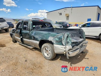 Drugie zdjęcie samochodu z przodu: 2002 GMC NEW SIERRA C1500 VIN:2GTEC19V421155482 - miniatura