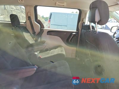 Zdjęcie 11 z 13 samochodu: 2016 DODGE GRAND CARAVAN SE VIN:2C4RDGBG6GR340607 - miniatura