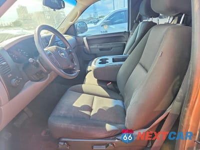 Zdjęcie 7 z 12 samochodu: 2012 CHEVROLET SILVERADO C1500 LS VIN:1GCRCREA0CZ174154 - miniatura