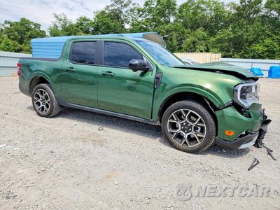 Czwarte zdjęcie samochodu z boku: 2025 FORD MAVERICK LARIAT VIN:3FTTW8S37SRA38636 - miniatura