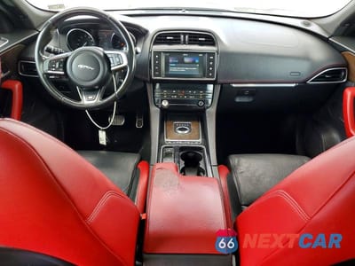 Zdjęcie 8 z 13 samochodu: 2018 JAGUAR F-PACE S VIN:SADCM2FV3JA289861 - miniatura
