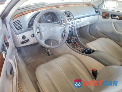 Zdjęcie 8 z 12 samochodu: 2003 MERCEDES-BENZ CLK 320 VIN:WDBLK65G33T136608 - miniatura