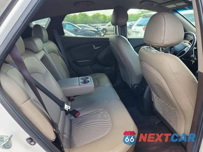 Zdjęcie 10 z 12 samochodu: 2015 HYUNDAI TUCSON SE VIN:KM8JUCAG6FU079290 - miniatura