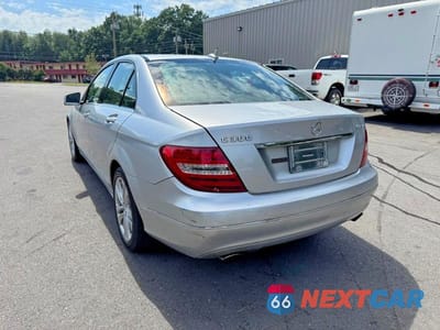 Drugie zdjęcie samochodu z przodu: 2014 MERCEDES-BENZ C 300 4MATIC VIN:WDDGF8AB7EG239514 - miniatura
