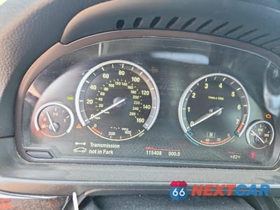 Zdjęcie 9 z 13 samochodu: 2014 BMW 535 XI VIN:WBA5B3C55ED539252 - miniatura