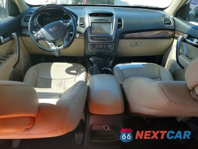 Zdjęcie 8 z 13 samochodu: 2014 KIA SORENTO LX VIN:5XYKT3A65EG475293 - miniatura