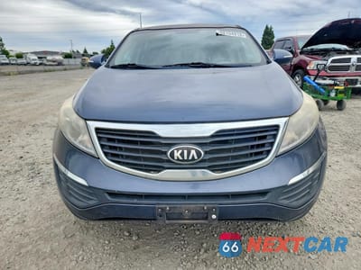 Piąte zdjęcie samochodu w środku: 2013 KIA SPORTAGE LX VIN:KNDPBCA26D7466944 - miniatura