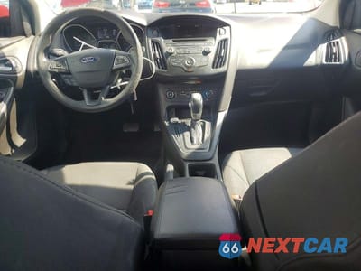 Zdjęcie 8 z 12 samochodu: 2016 FORD FOCUS SE VIN:1FADP3F25GL389417 - miniatura