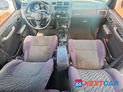 Zdjęcie 8 z 13 samochodu: 2000 TOYOTA RAV4 BASE VIN:JT3HP10V6Y7168698 - miniatura