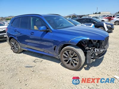 Czwarte zdjęcie samochodu z boku: 2019 BMW X5 XDRIVE40I VIN:5UXCR6C53KLK89288 - miniatura