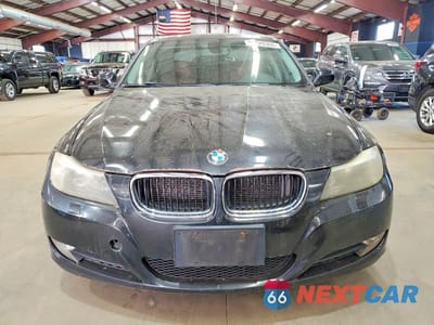 Piąte zdjęcie samochodu w środku: 2011 BMW 328 XI SULEV VIN:WBAPK5C51BA994021 - miniatura