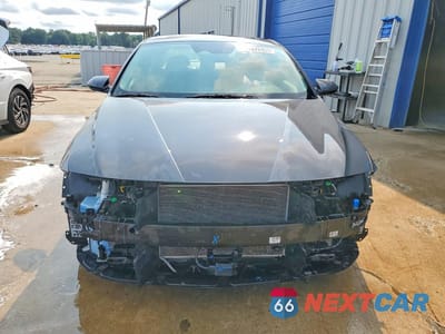 Piąte zdjęcie samochodu w środku: 2025 HYUNDAI ELANTRA SEL VIN:KMHLS4DG0SU871316 - miniatura