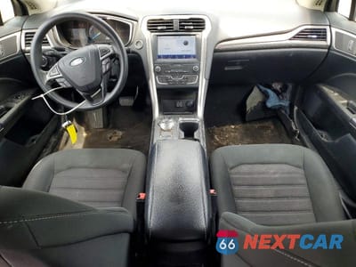 Zdjęcie 8 z 12 samochodu: 2019 FORD FUSION SE VIN:3FA6P0T98KR270487 - miniatura