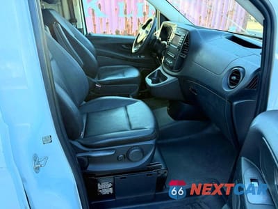 Piąte zdjęcie samochodu w środku: 2016 MERCEDES-BENZ METRIS VIN:WD3PG2EA8G3107646 - miniatura
