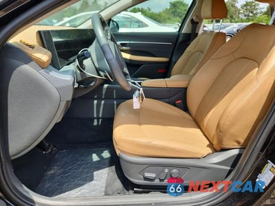 Zdjęcie 7 z 12 samochodu: 2025 HYUNDAI SONATA HYBRID LIMITED VIN:KMHL54JJ6SA105289 - miniatura