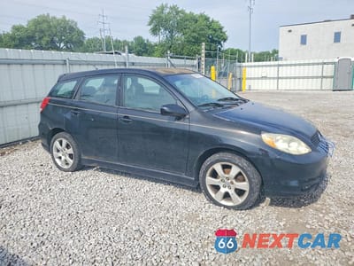 Czwarte zdjęcie samochodu z boku: 2004 TOYOTA COROLLA MATRIX XR VIN:2T1KR32EX4C166370 - miniatura