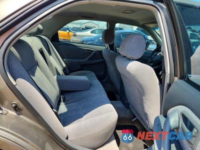 Zdjęcie 10 z 12 samochodu: 2001 TOYOTA CAMRY LE VIN:4T1BG22K41U053675 - miniatura